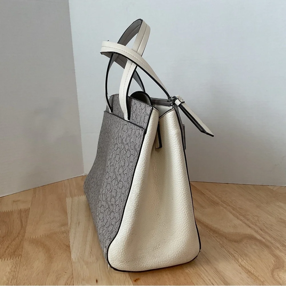 Calvin Klein Hadley Triple Compartment Small Tote Shoulder Med Purse Logo Cream